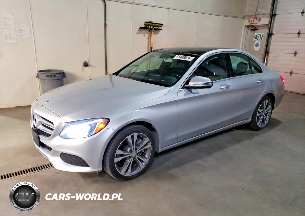 2016 Mercedes-Benz C 300 4Matic – zdjęcie 1 z 12