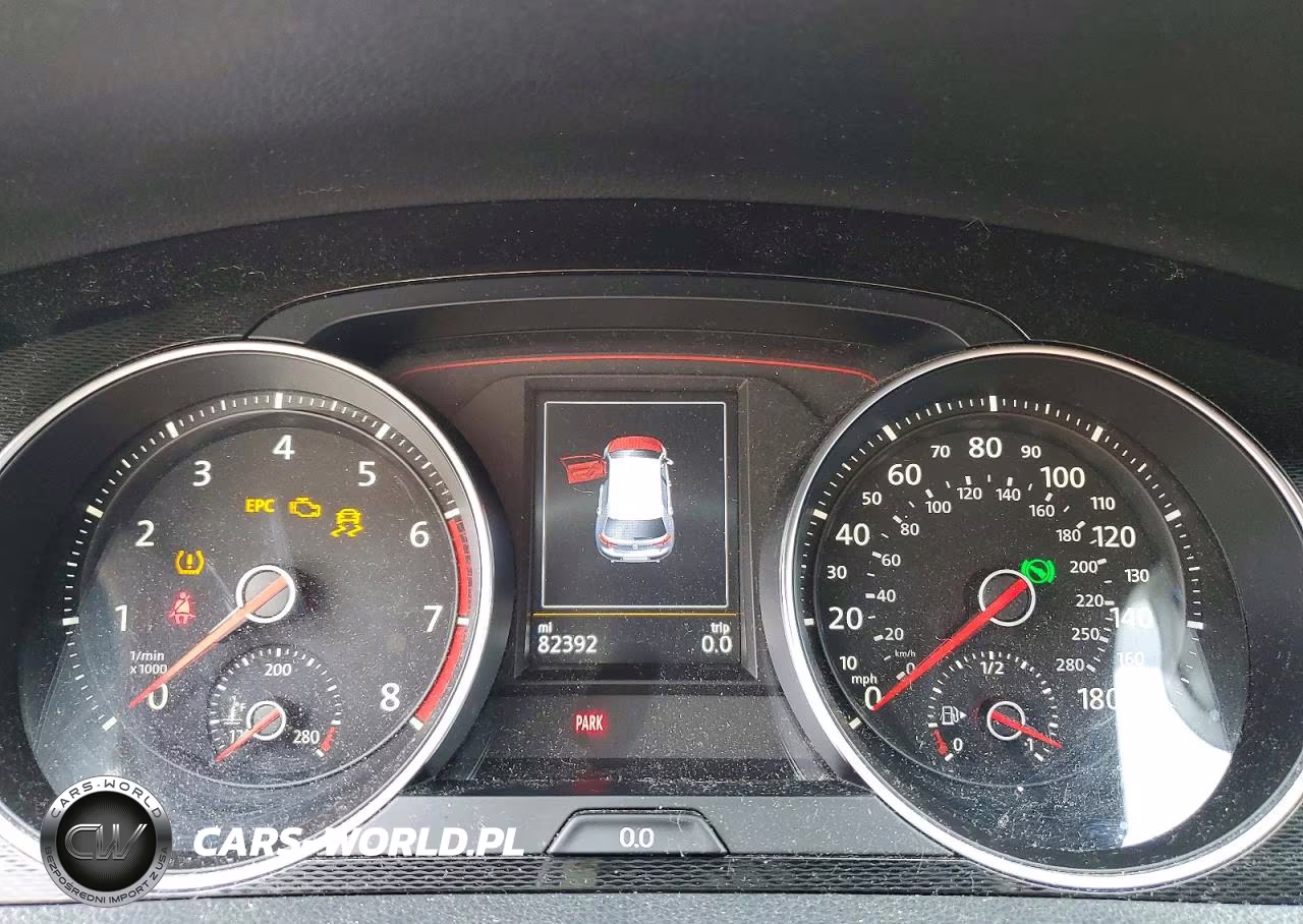 2015 Volkswagen Gti VIN:3VW4T7AU3FM000614 - 9