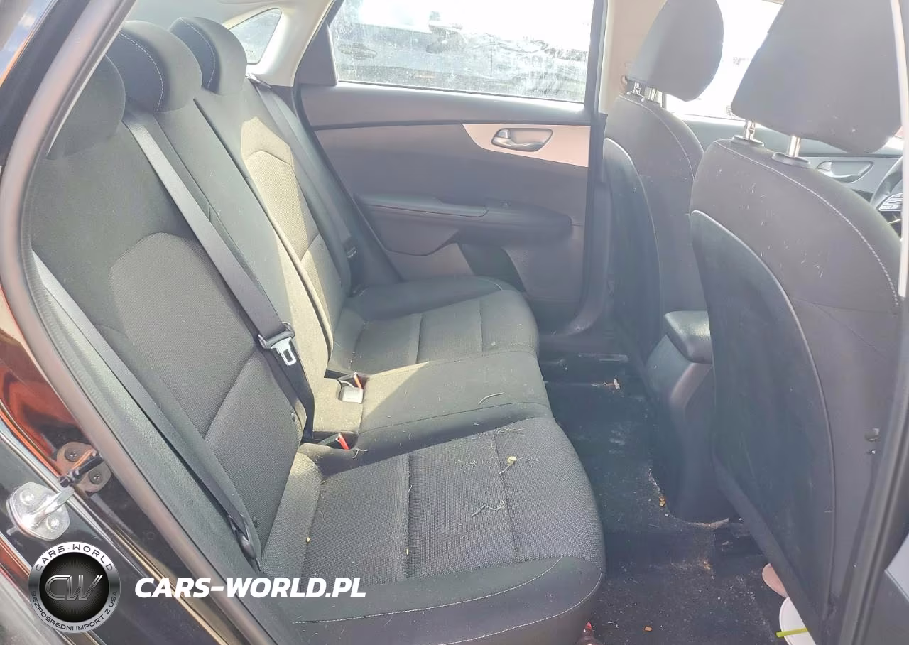 2024 Kia Forte Lxs VIN:3KPF24AD4RE759106 - 10