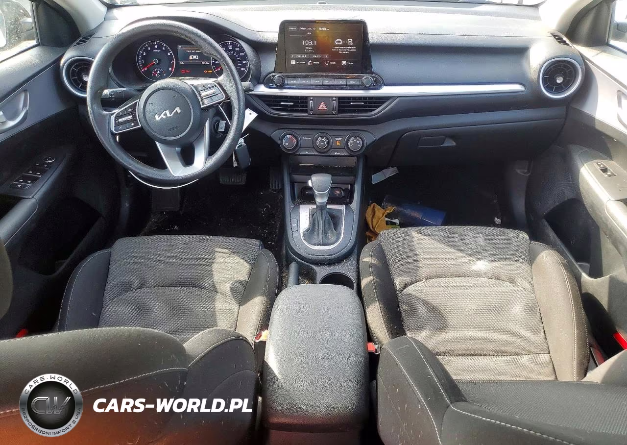 2024 Kia Forte Lxs VIN:3KPF24AD4RE759106 - 8