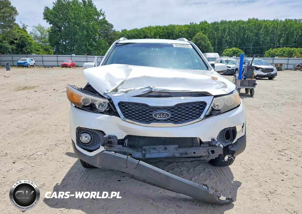 2011 Kia Sorento Lx VIN:5XYKT3A1XBG048885 - 5