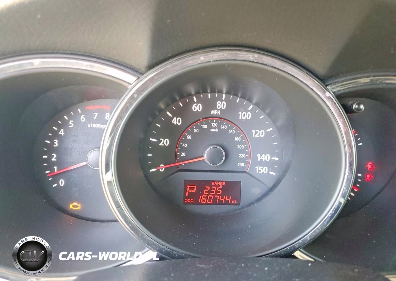 2011 Kia Sorento Lx VIN:5XYKT3A1XBG048885 - 9