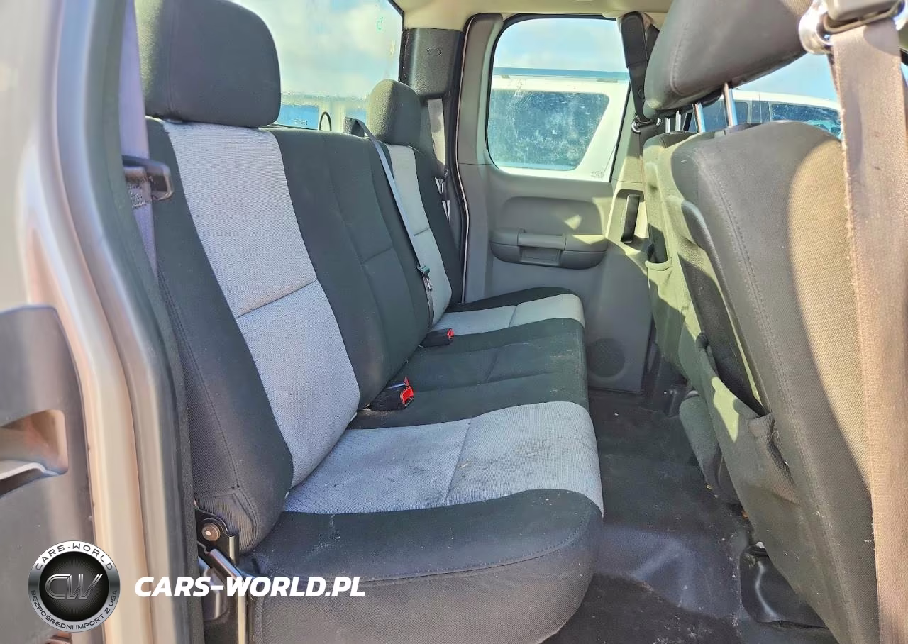 2008 Chevrolet Silverado C1500 VIN:1GCEC19X68Z331790 - 10