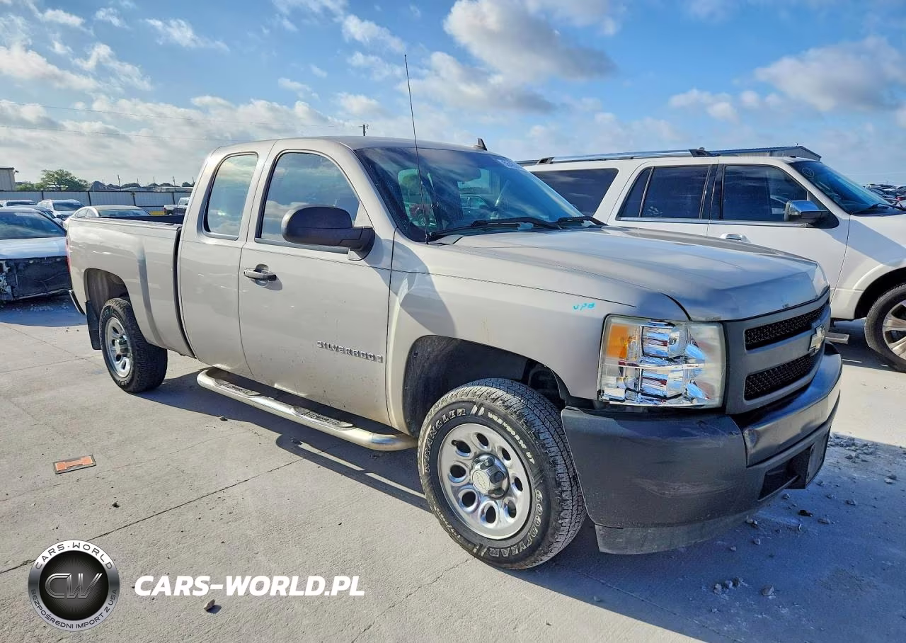 2008 Chevrolet Silverado C1500 VIN:1GCEC19X68Z331790 - 4