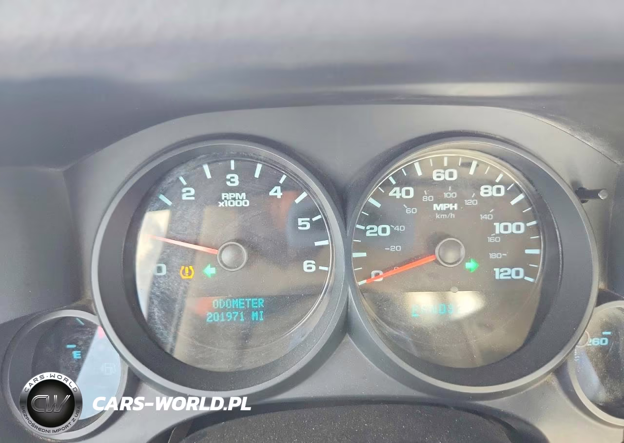 2008 Chevrolet Silverado C1500 VIN:1GCEC19X68Z331790 - 9