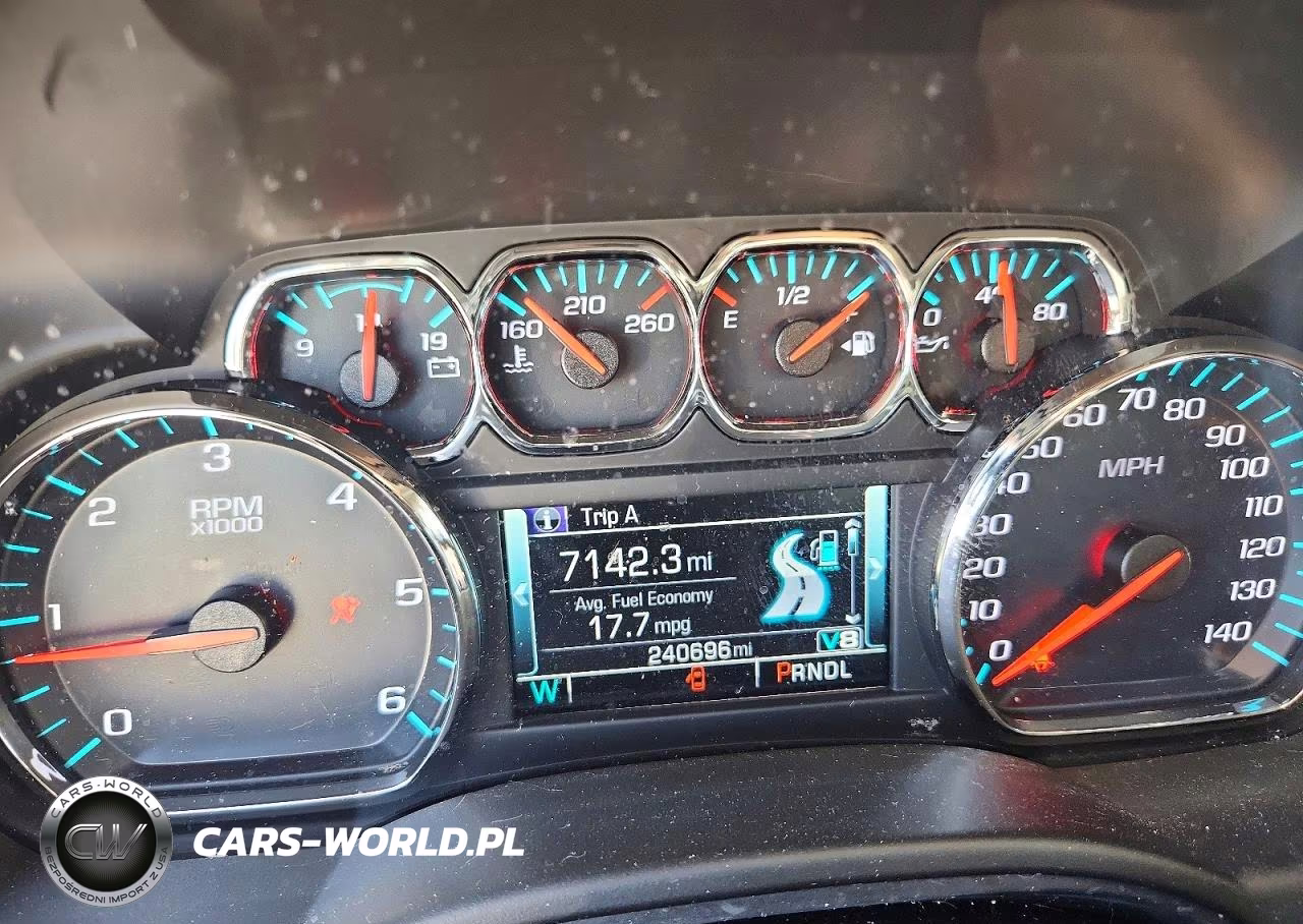 2019 Chevrolet Suburban K1500 Lt VIN:1GNSKHKC0KR159423 - 9