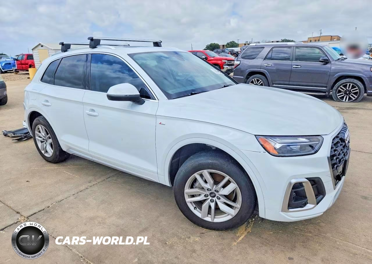 2022 Audi Q5 Premium 45 VIN:WA1GAAFY6N2095460 - 4