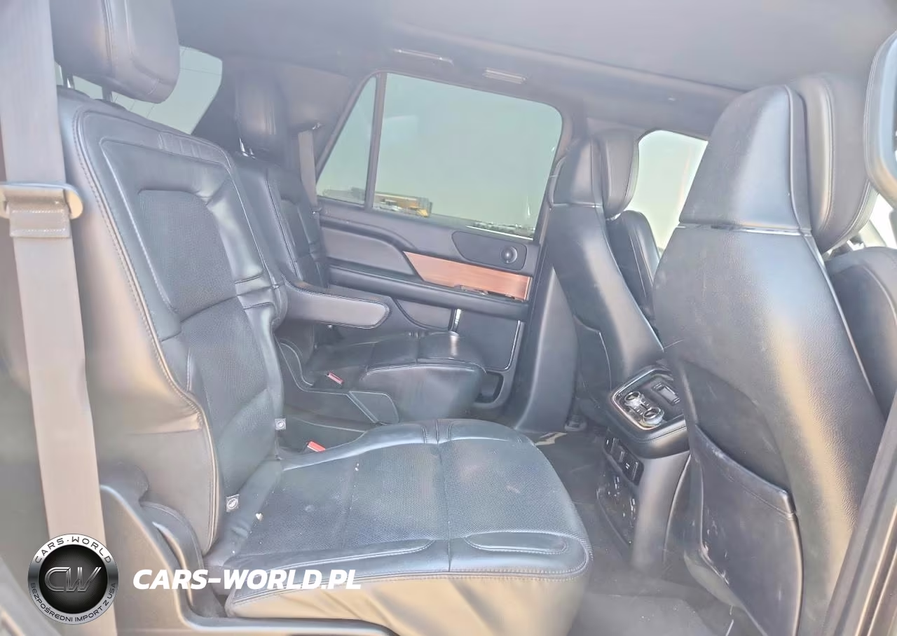 2019 Lincoln Navigator Select VIN:5LMJJ2HT5KEL00014 - 11