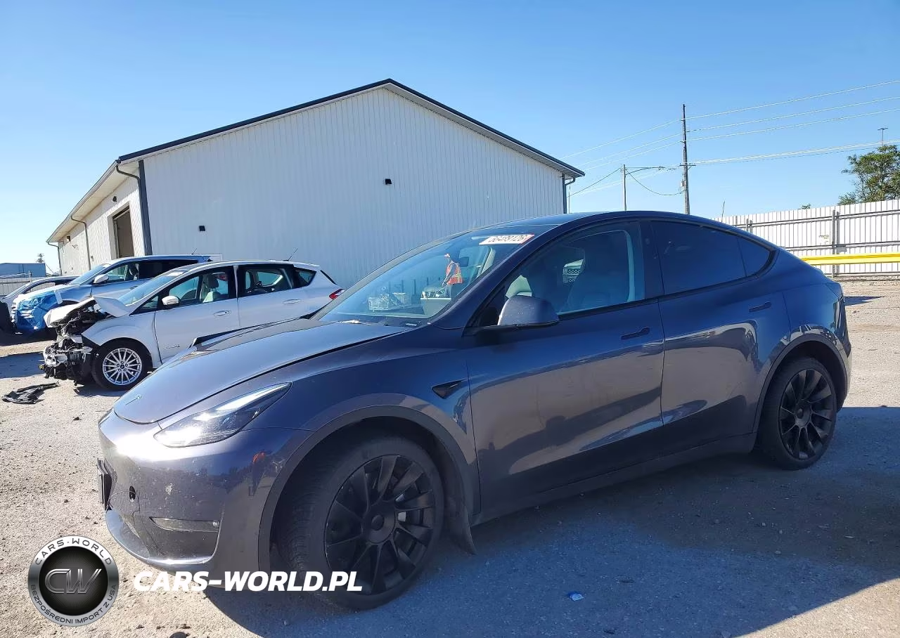 2023 Tesla Model Y – zdjęcie 1 z 12