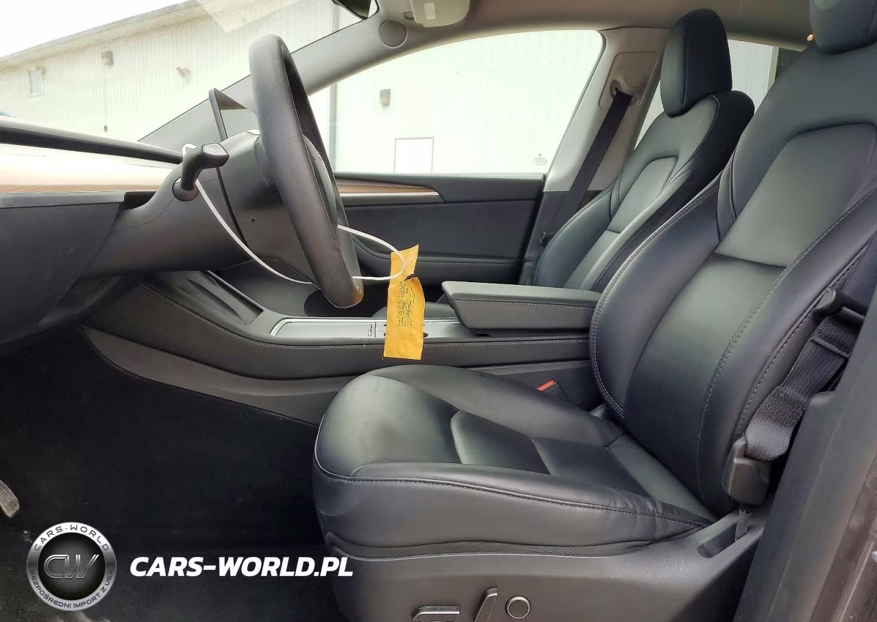 2023 Tesla Model Y VIN:7SAYGDEE9PF877515 - 7