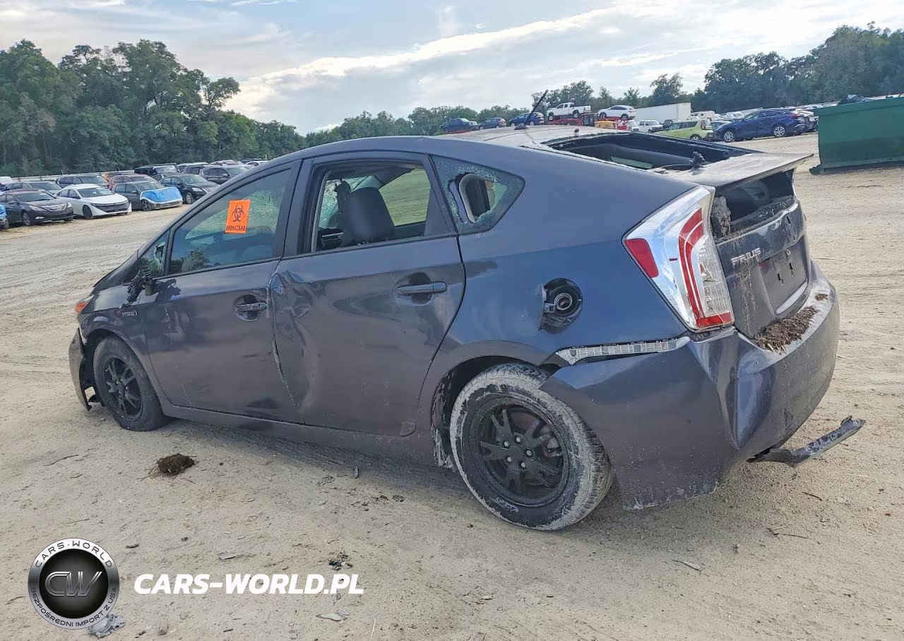 2015 Toyota Prius Two VIN:JTDKN3DU6F1976019 - 2