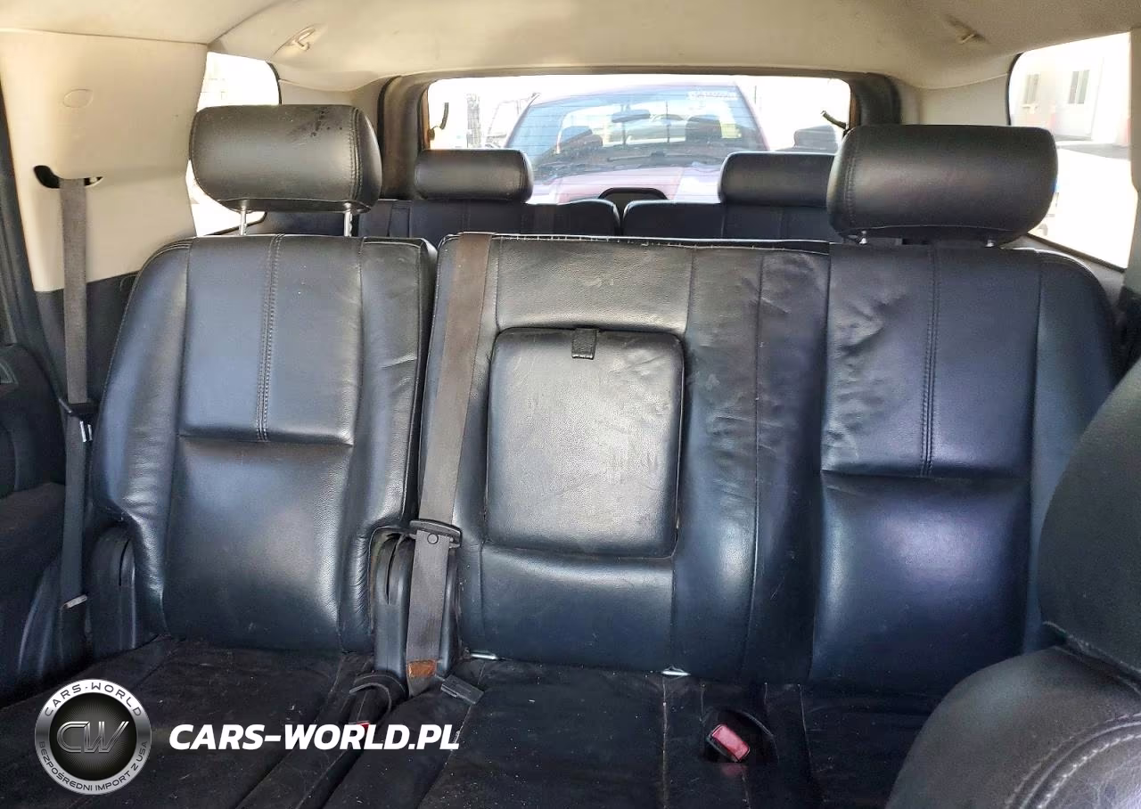 2007 GMC Yukon VIN:1GKFC13097J121122 - 10