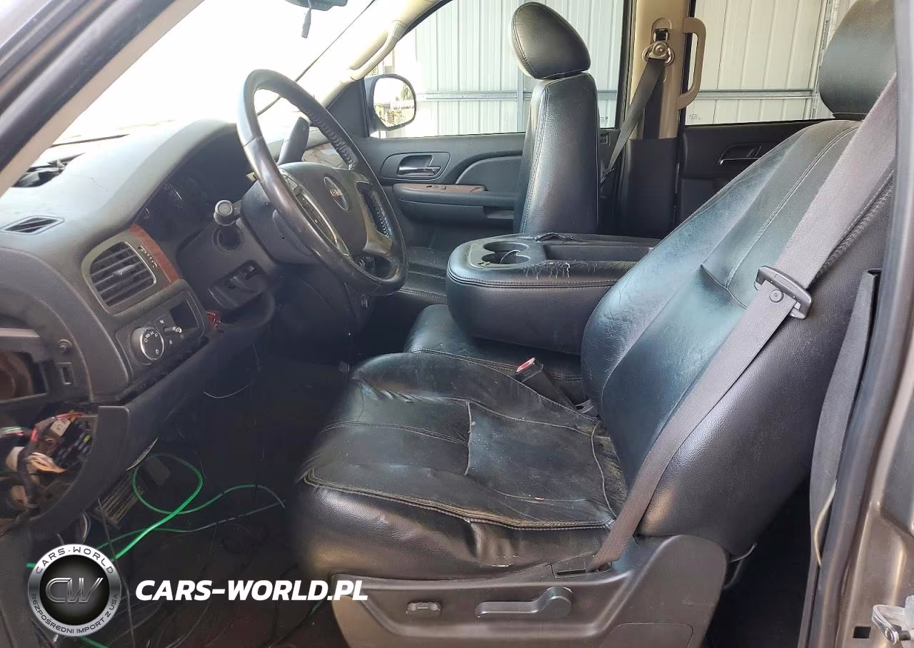 2007 GMC Yukon VIN:1GKFC13097J121122 - 7