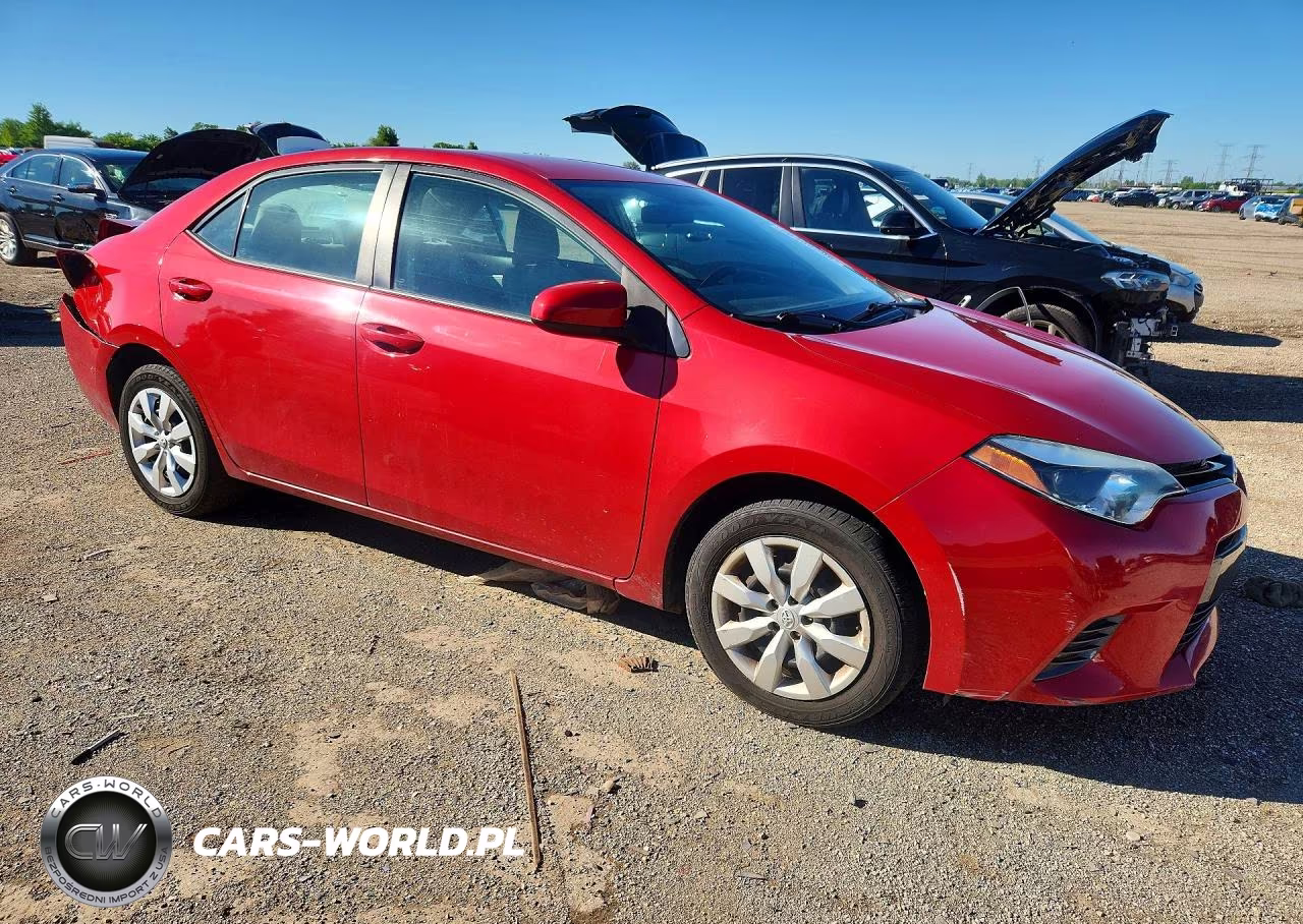 2015 Toyota Corolla Le VIN:5YFBURHE9FP211326 - 4