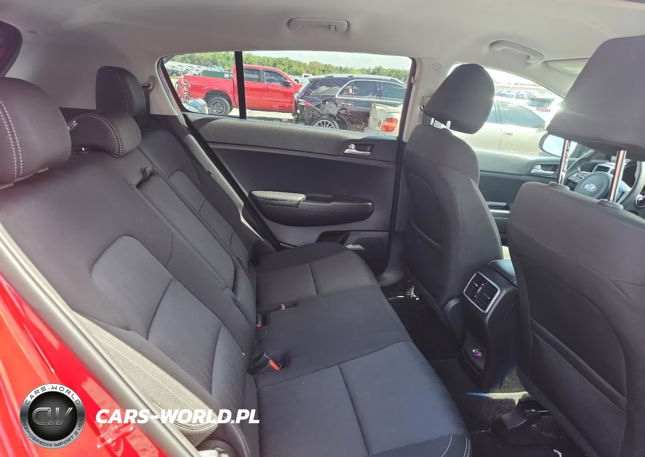 2020 Kia Sportage Lx VIN:KNDPM3AC0L7814612 - 11