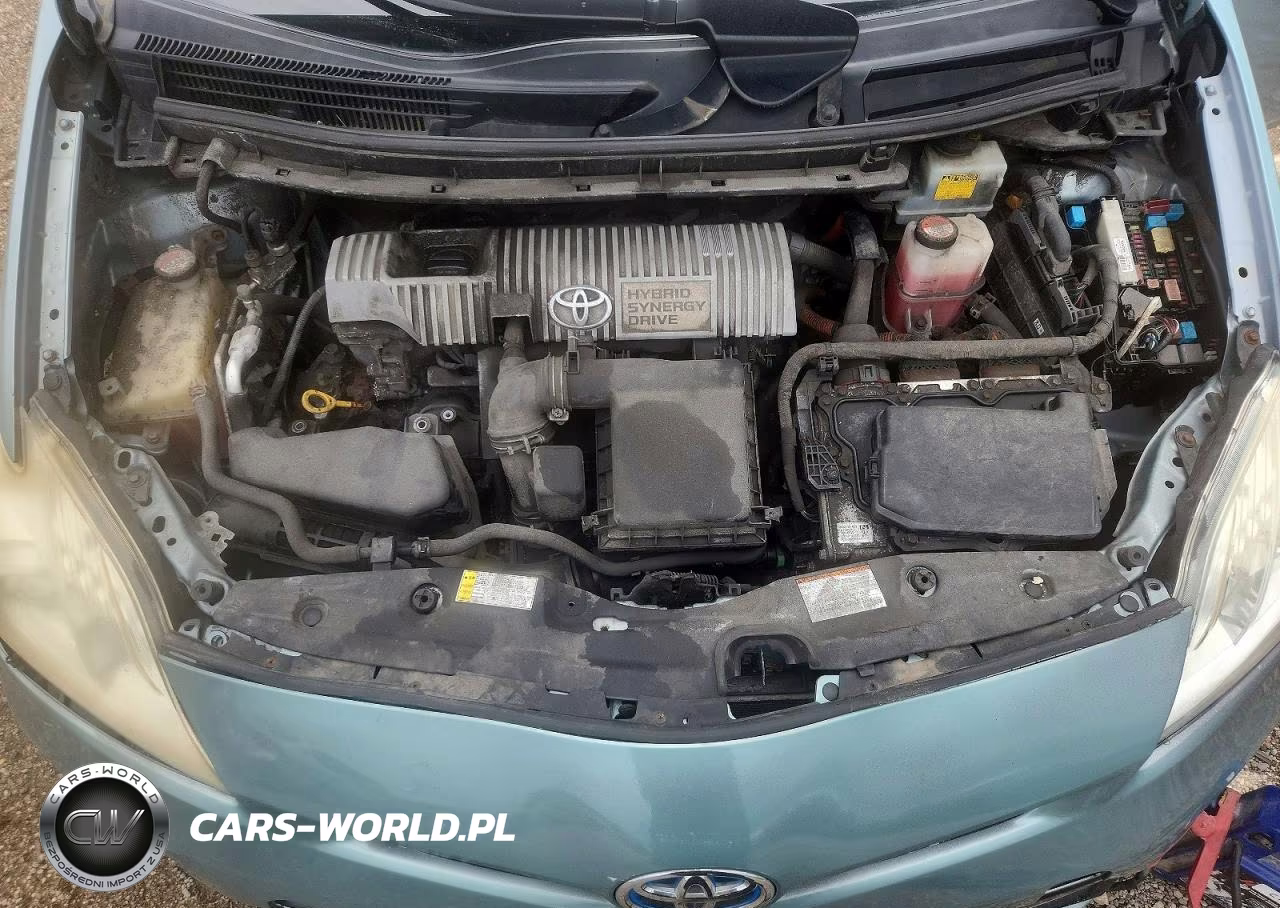2015 Toyota Prius Two VIN:JTDKN3DUXF1969736 - 11