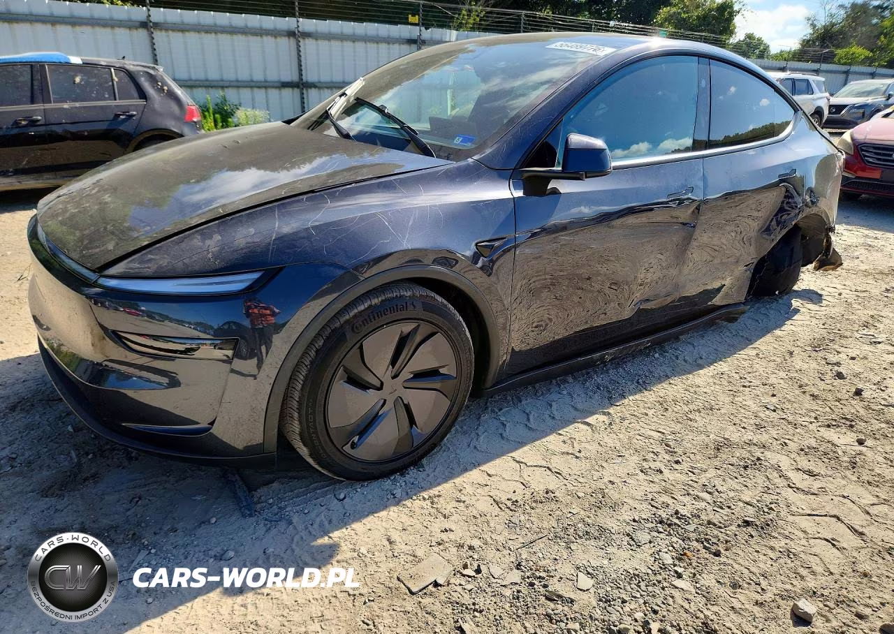 2026 Tesla Model Y – zdjęcie 1 z 13