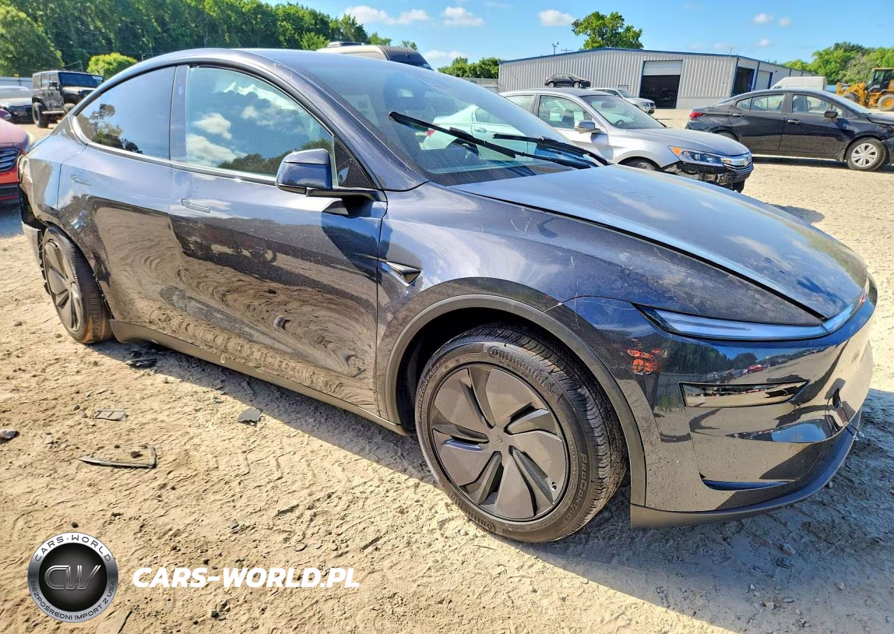 2026 Tesla Model Y VIN:7SAYGDEE9TF580075 - 4