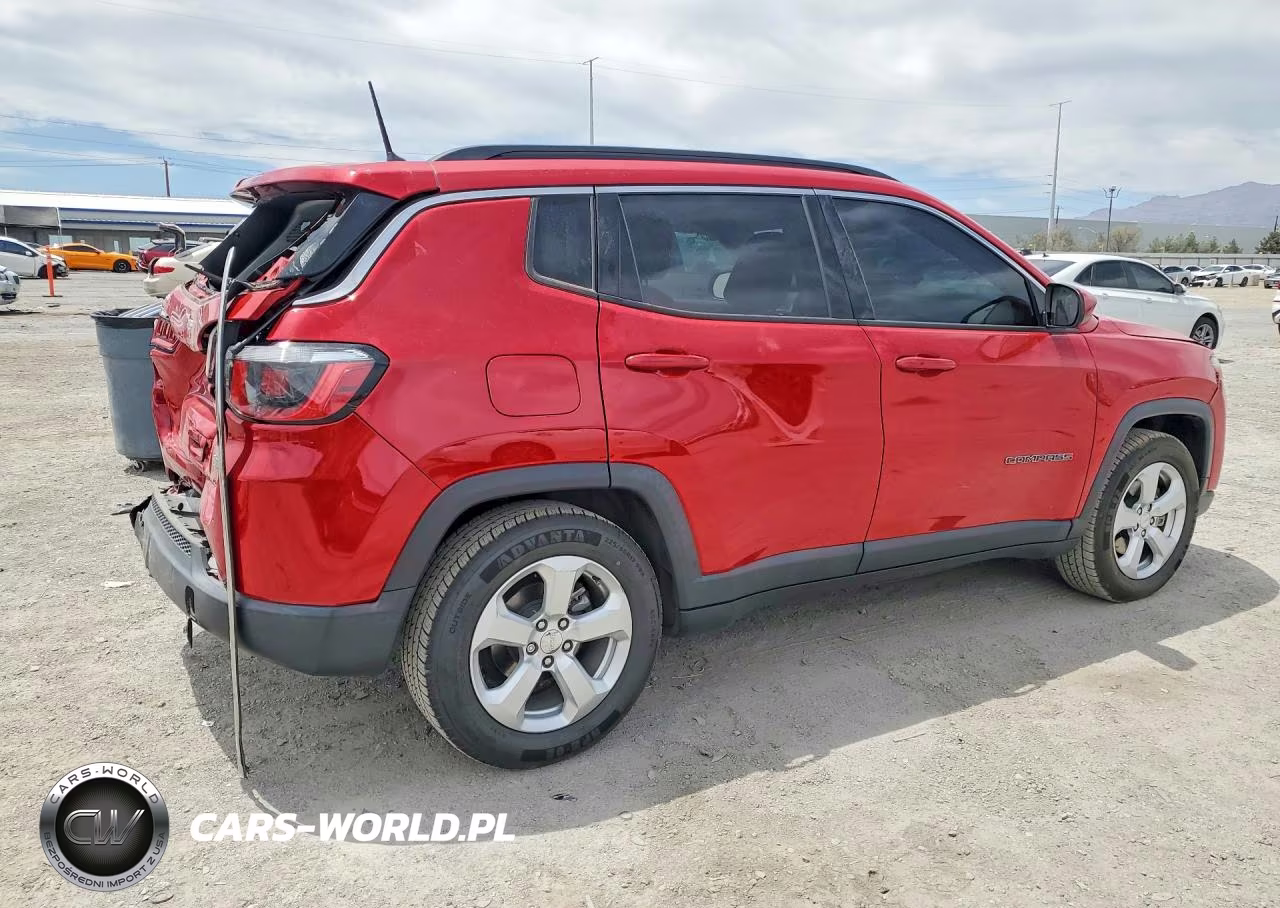 2017 Jeep Compass Latitude VIN:3C4NJCBB8HT668808 - 3