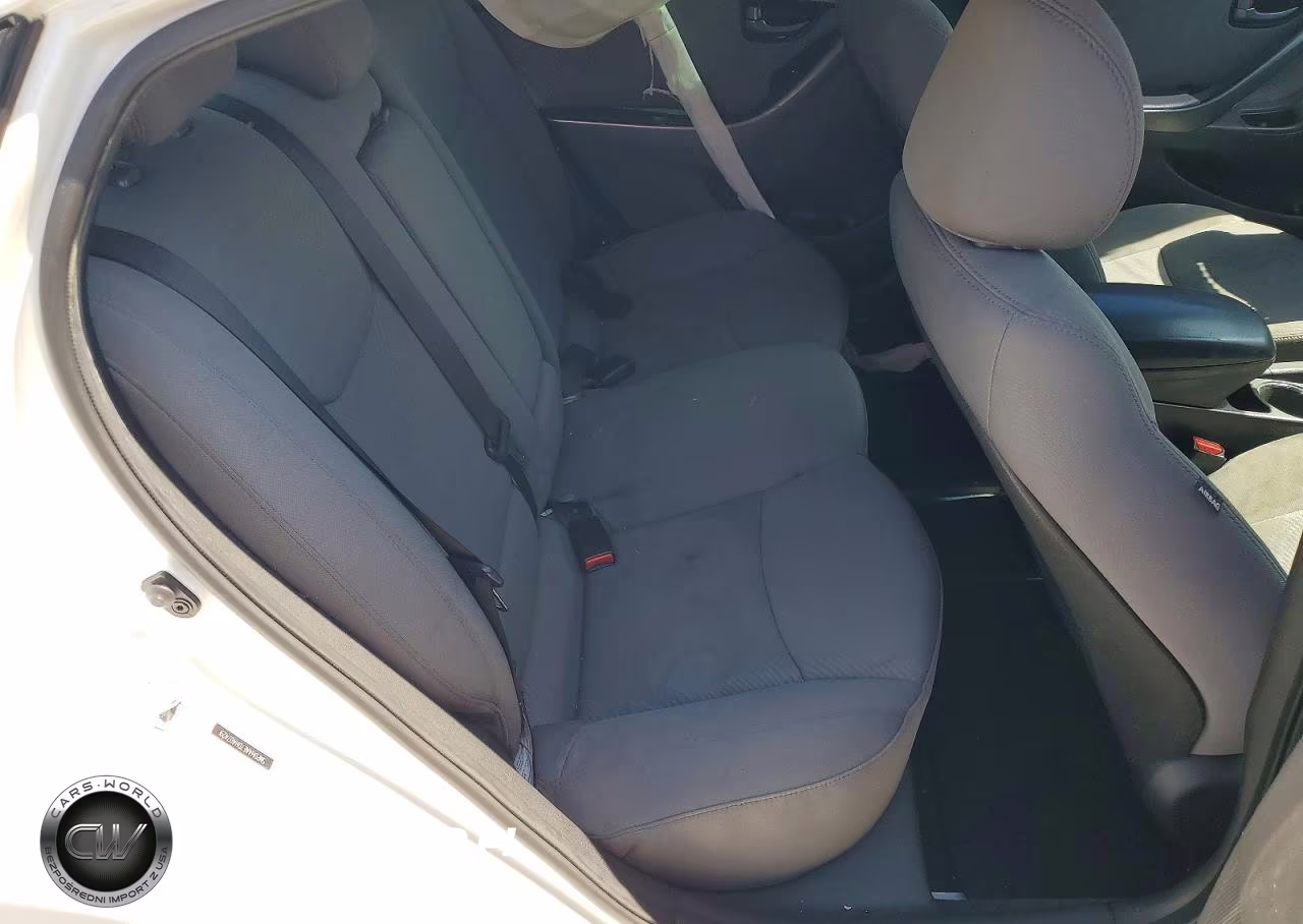2013 Hyundai Elantra Gls VIN:5NPDH4AE7DH407429 - 10