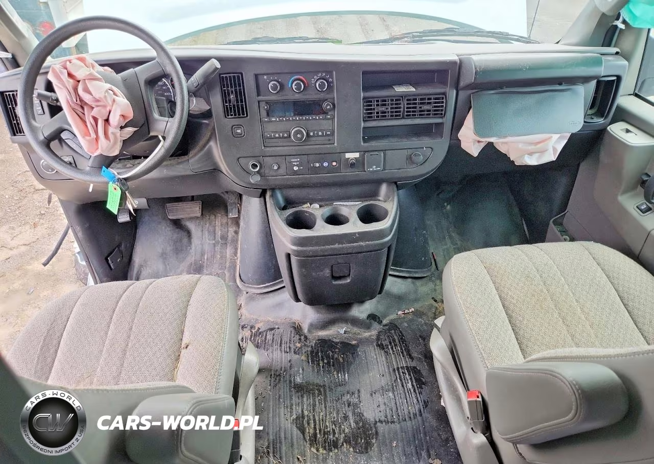 2024 Chevrolet Express G3500 VIN:1GB0GRF72R1270539 - 8