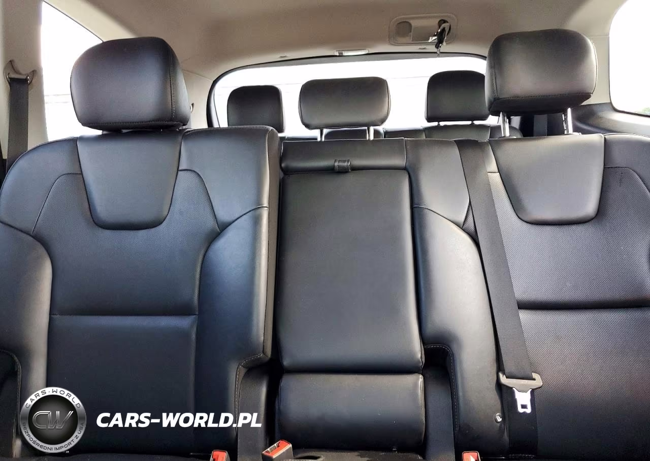 2020 Kia Telluride S VIN:5XYP6DHC9LG064622 - 10