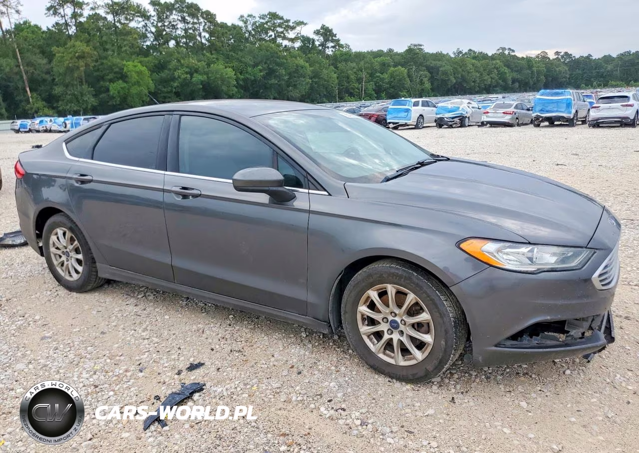 2017 Ford Fusion S VIN:3FA6P0G71HR273748 - 4