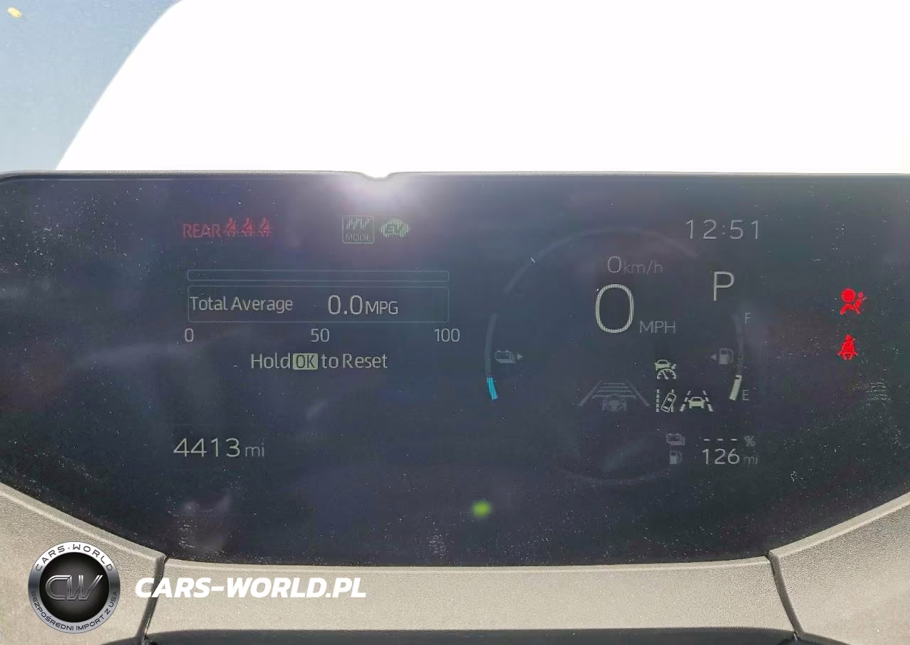 2026 Toyota Prius Plug-In Hybrid Se VIN:JTDACACUXT3072584 - 9
