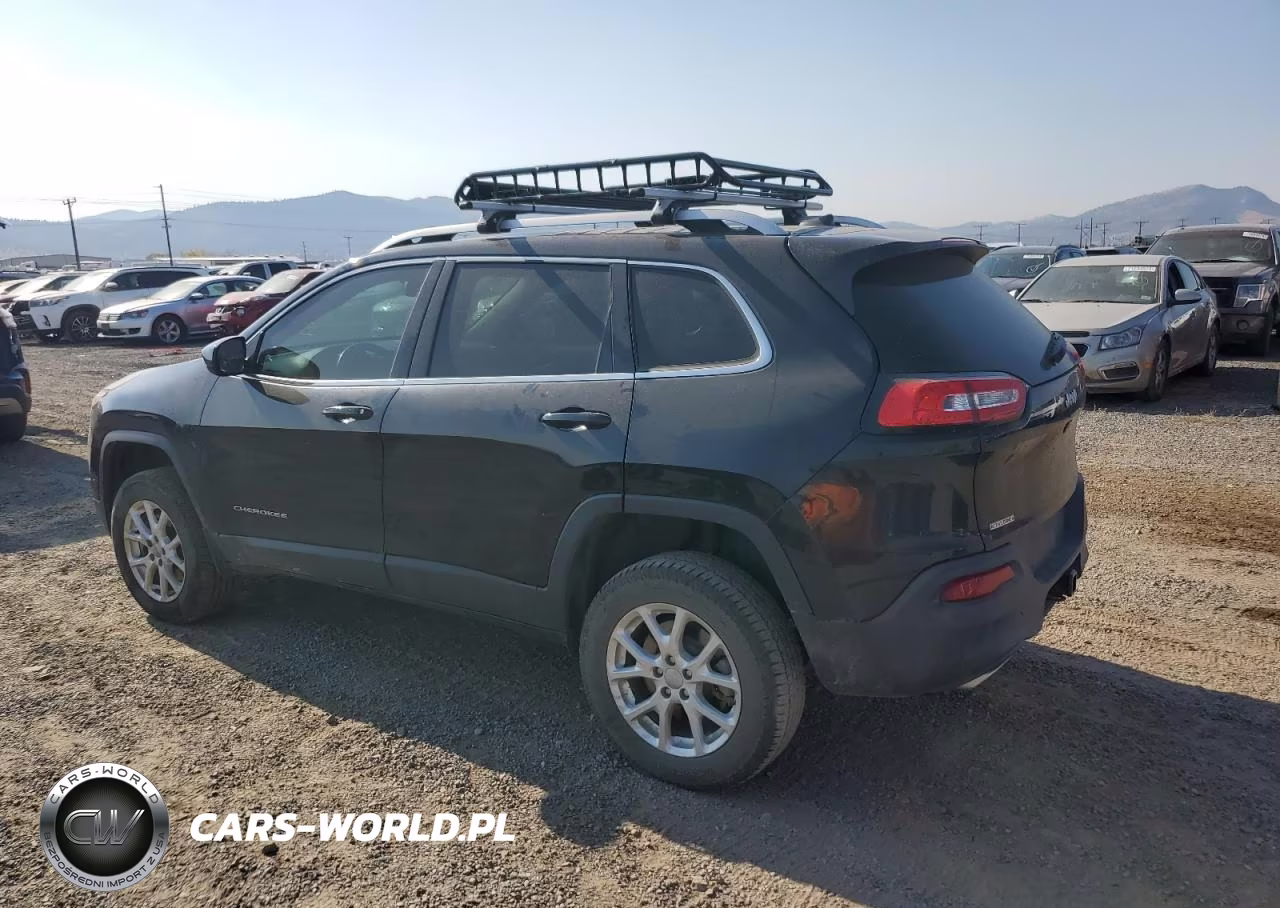 2016 Jeep Cherokee Latitude VIN:1C4PJMCS5GW176176 - 2