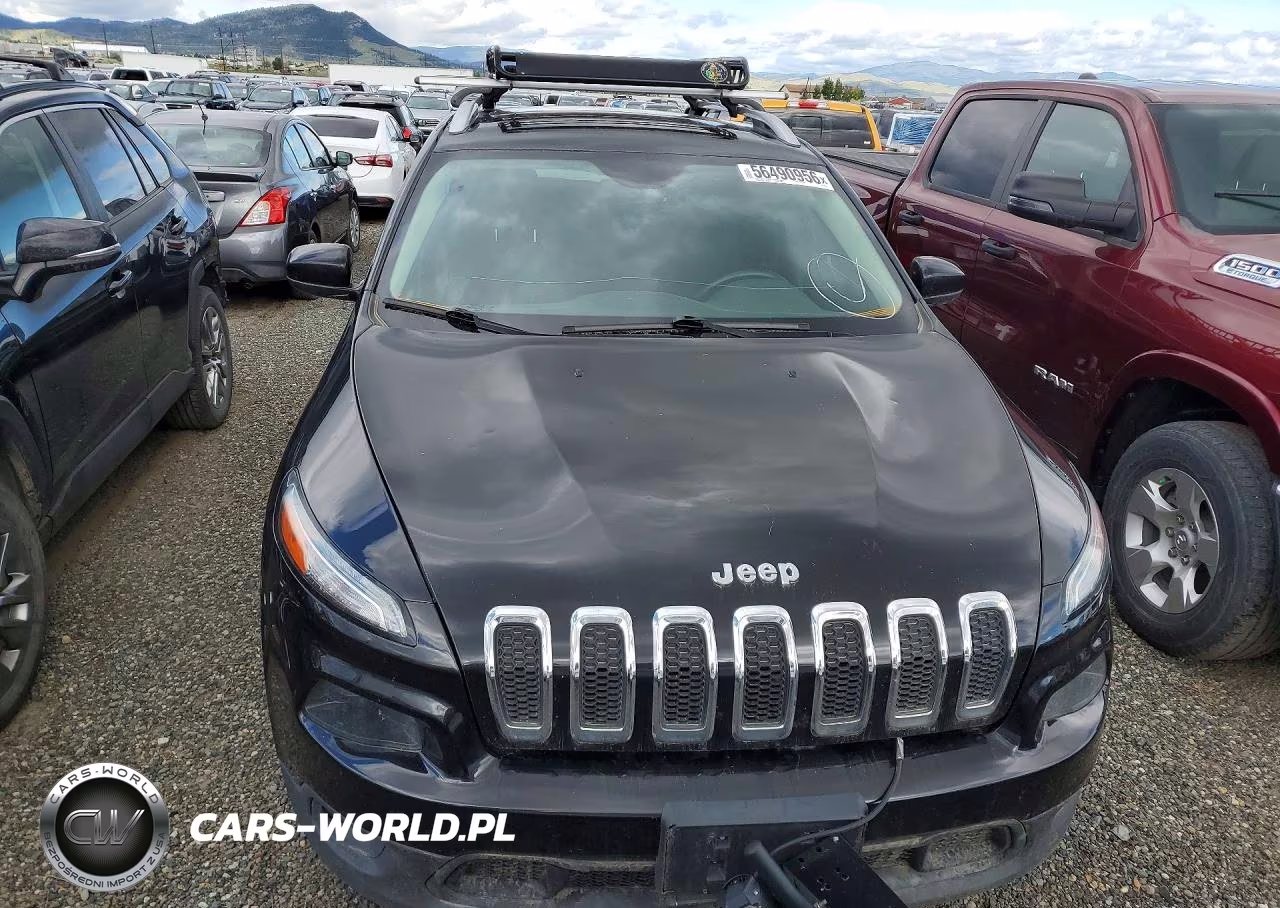 2016 Jeep Cherokee Latitude VIN:1C4PJMCS5GW176176 - 5