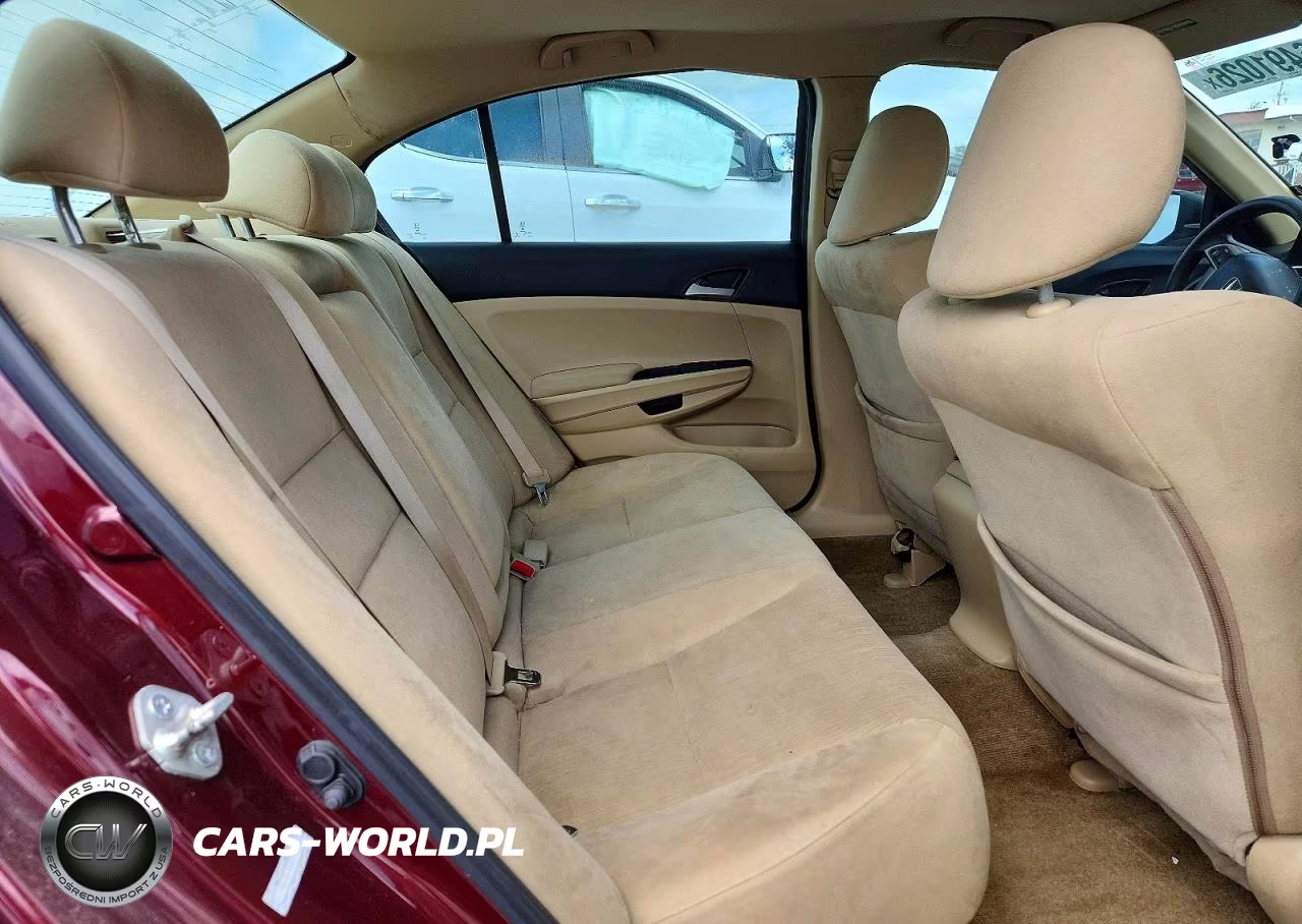 2011 Honda Accord Lxp VIN:1HGCP2F41BA000330 - 10