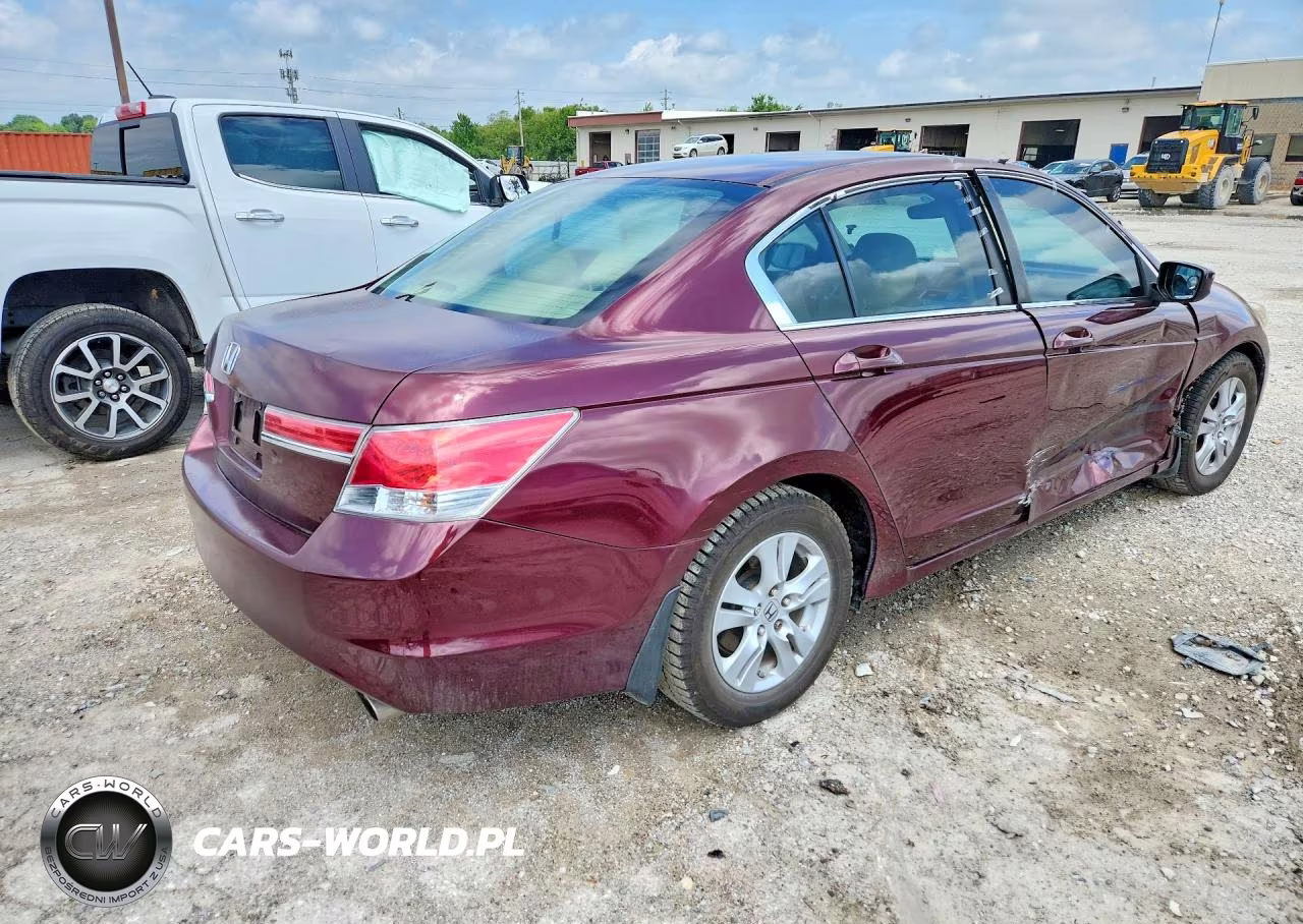 2011 Honda Accord Lxp VIN:1HGCP2F41BA000330 - 3