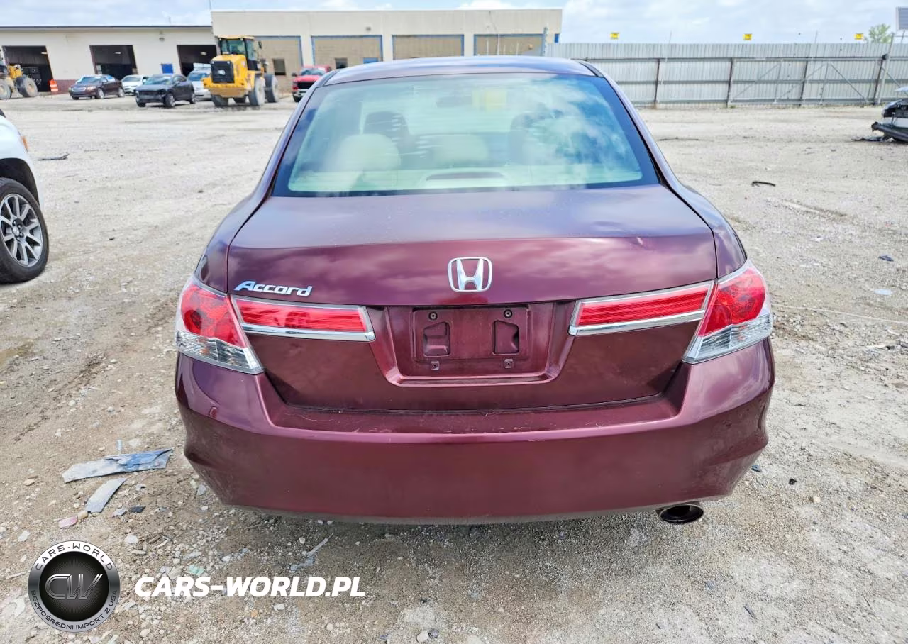 2011 Honda Accord Lxp VIN:1HGCP2F41BA000330 - 6
