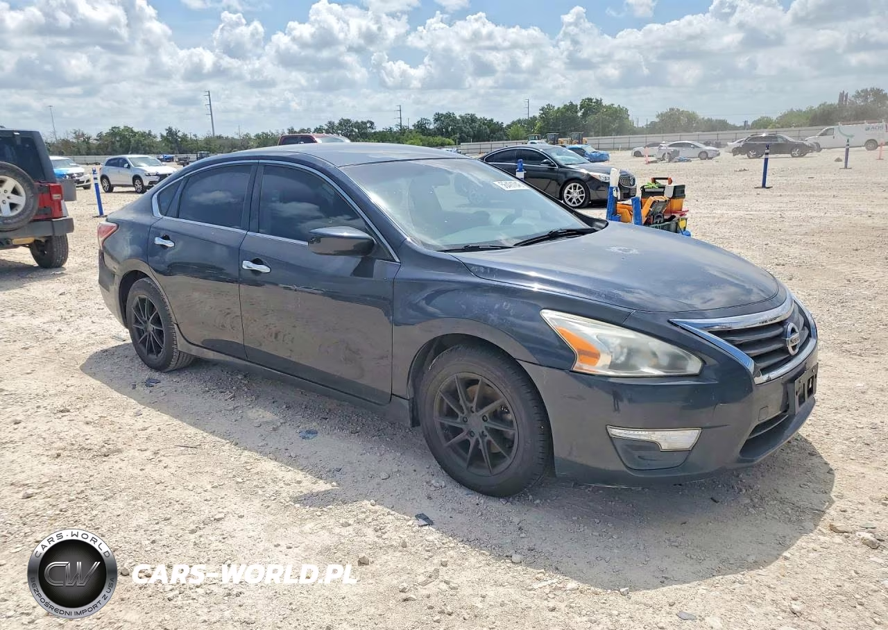 2013 Nissan Altima 2.5 VIN:1N4AL3AP6DN531632 - 4