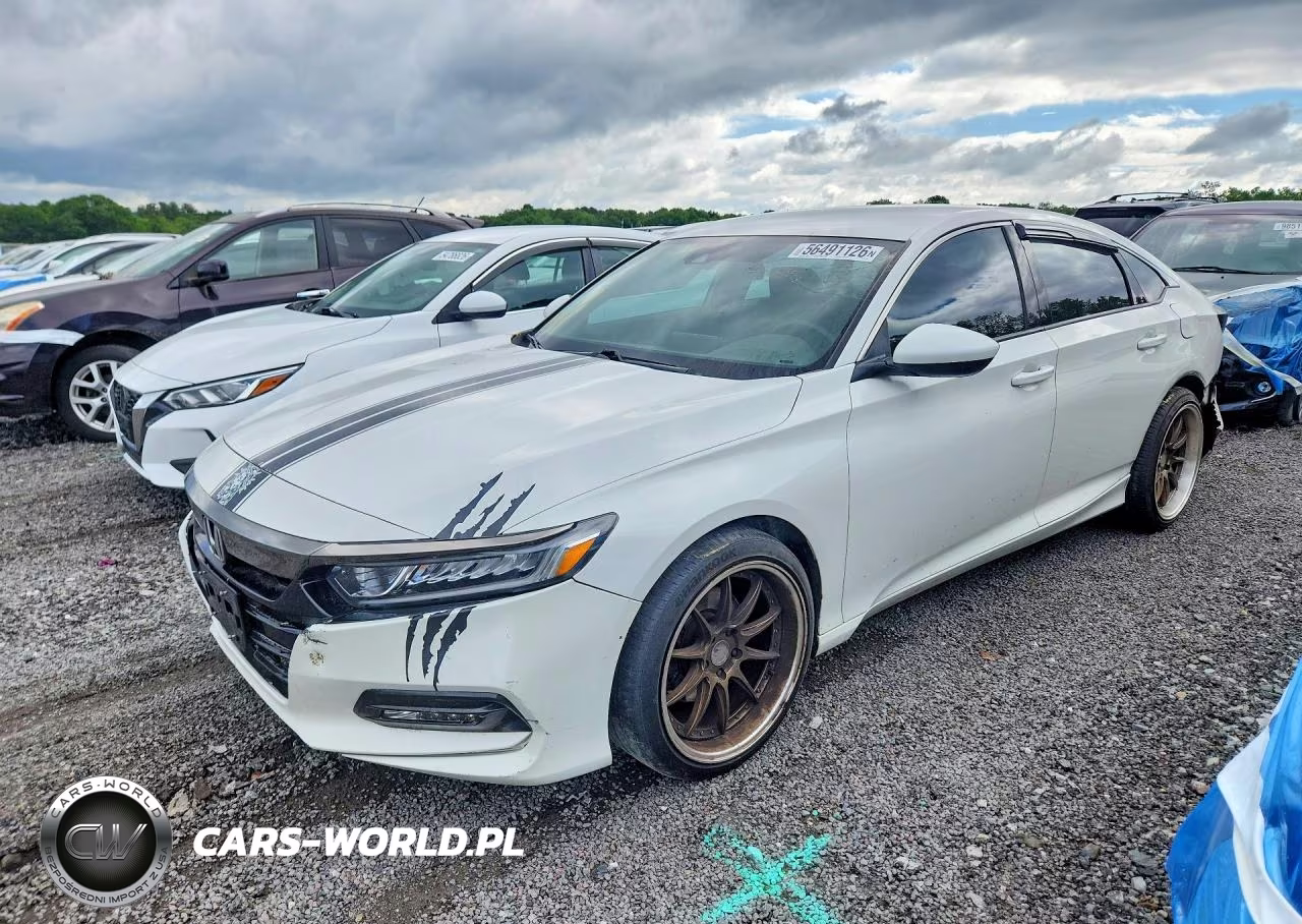 2018 Honda Accord Sport VIN:1HGCV1F39JA077128 - 1