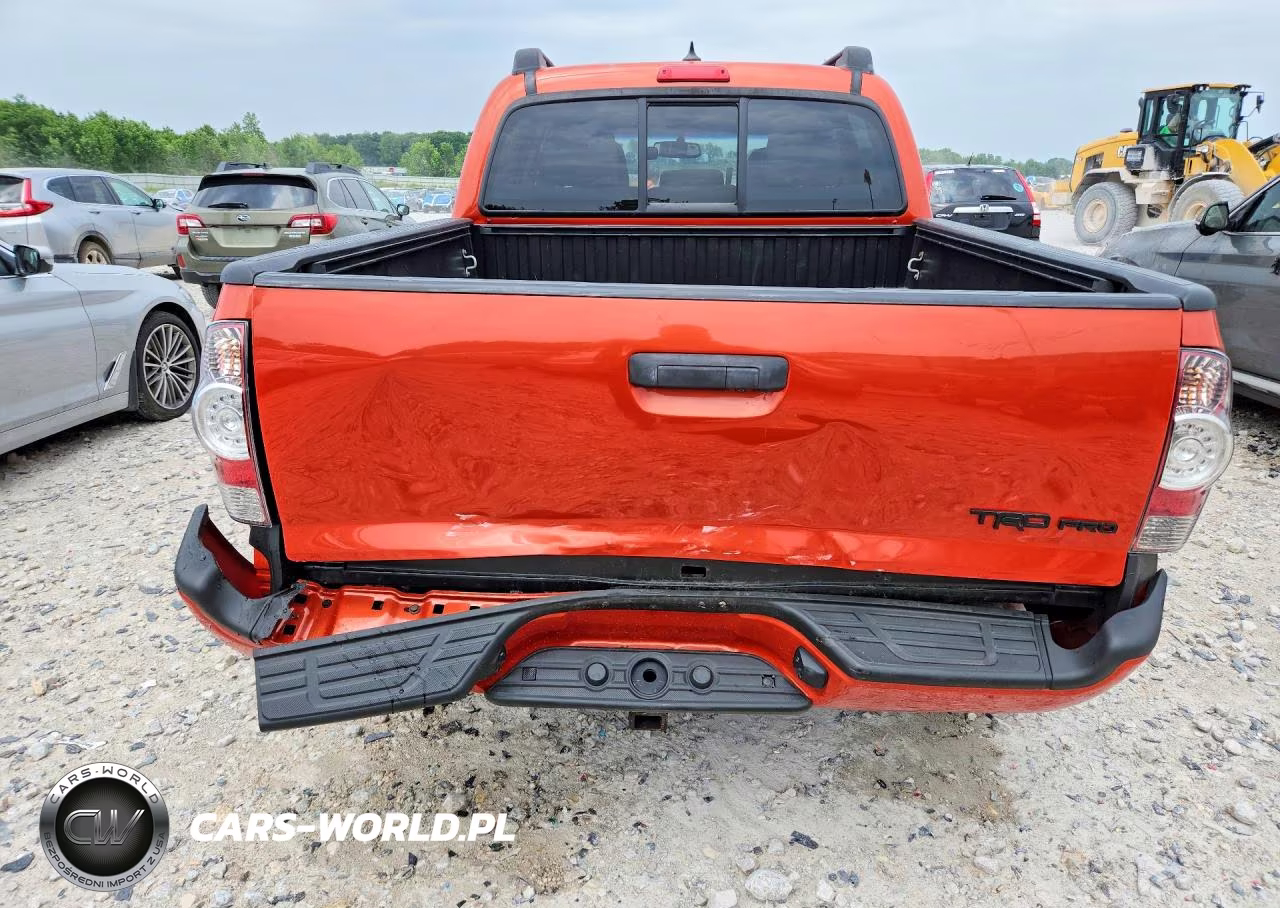 2015 Toyota Tacoma Trd Pro VIN:5TFLU4EN0FX133032 - 6
