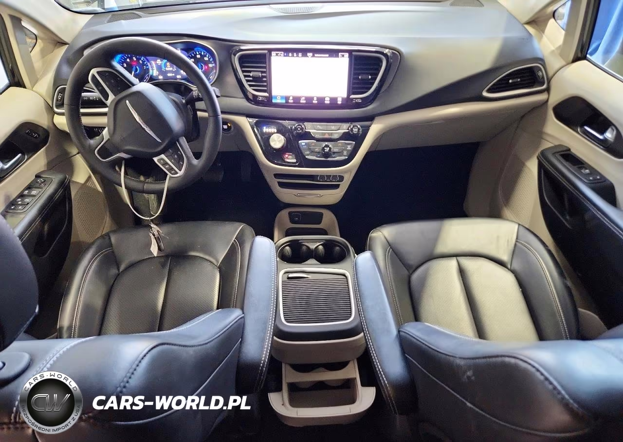 2023 Chrysler Pacifica Touring L VIN:2C4RC1BG5PR623368 - 8