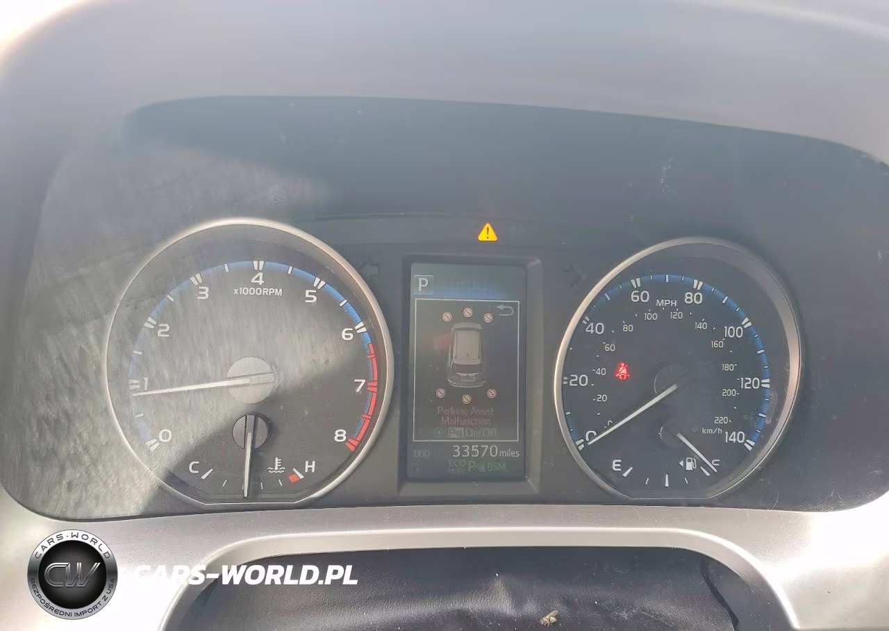 2018 Toyota Rav4 Xle VIN:JTMWFREV6JD113317 - 9