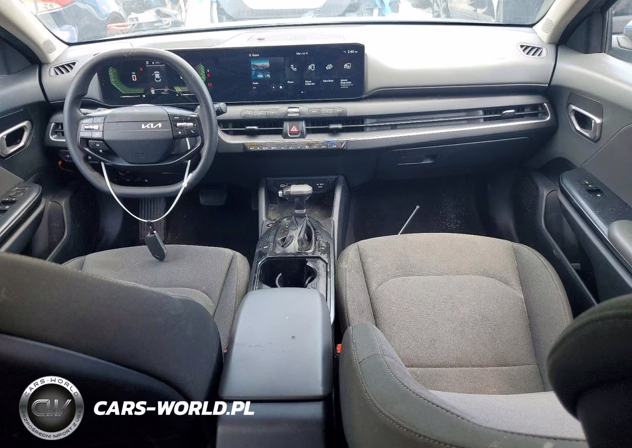 2025 Kia K4 Lxs VIN:3KPFT4DE2SE067563 - 8