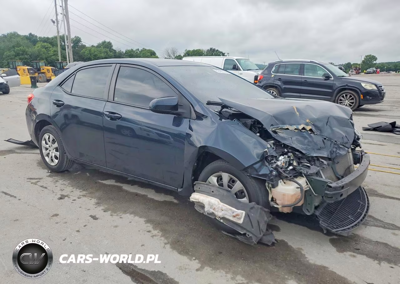 2017 Toyota Corolla Le VIN:2T1BURHE7HC820191 - 4