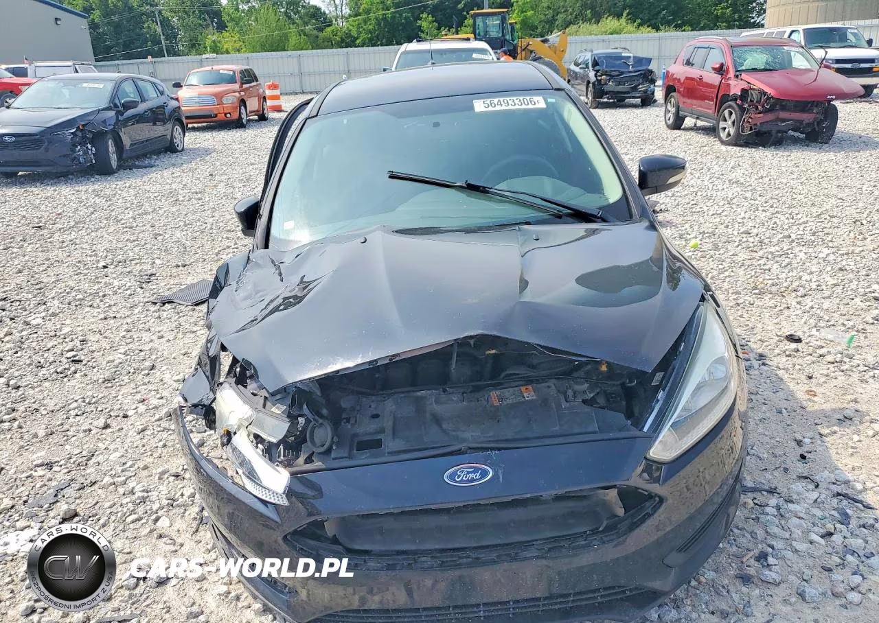 2017 Ford Focus Se VIN:1FADP3K27HL218269 - 5