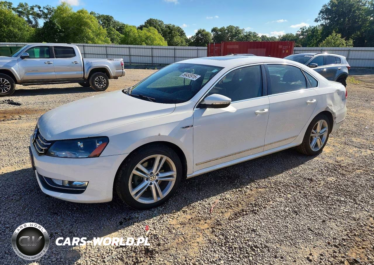 2012 Volkswagen Passat Sel – zdjęcie 1 z 12