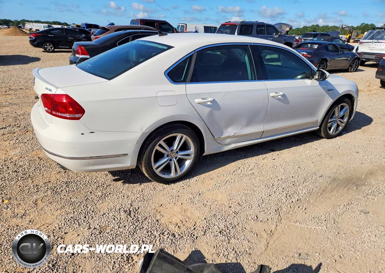 2012 Volkswagen Passat Sel VIN:1VWCM7A36CC022829 - 3
