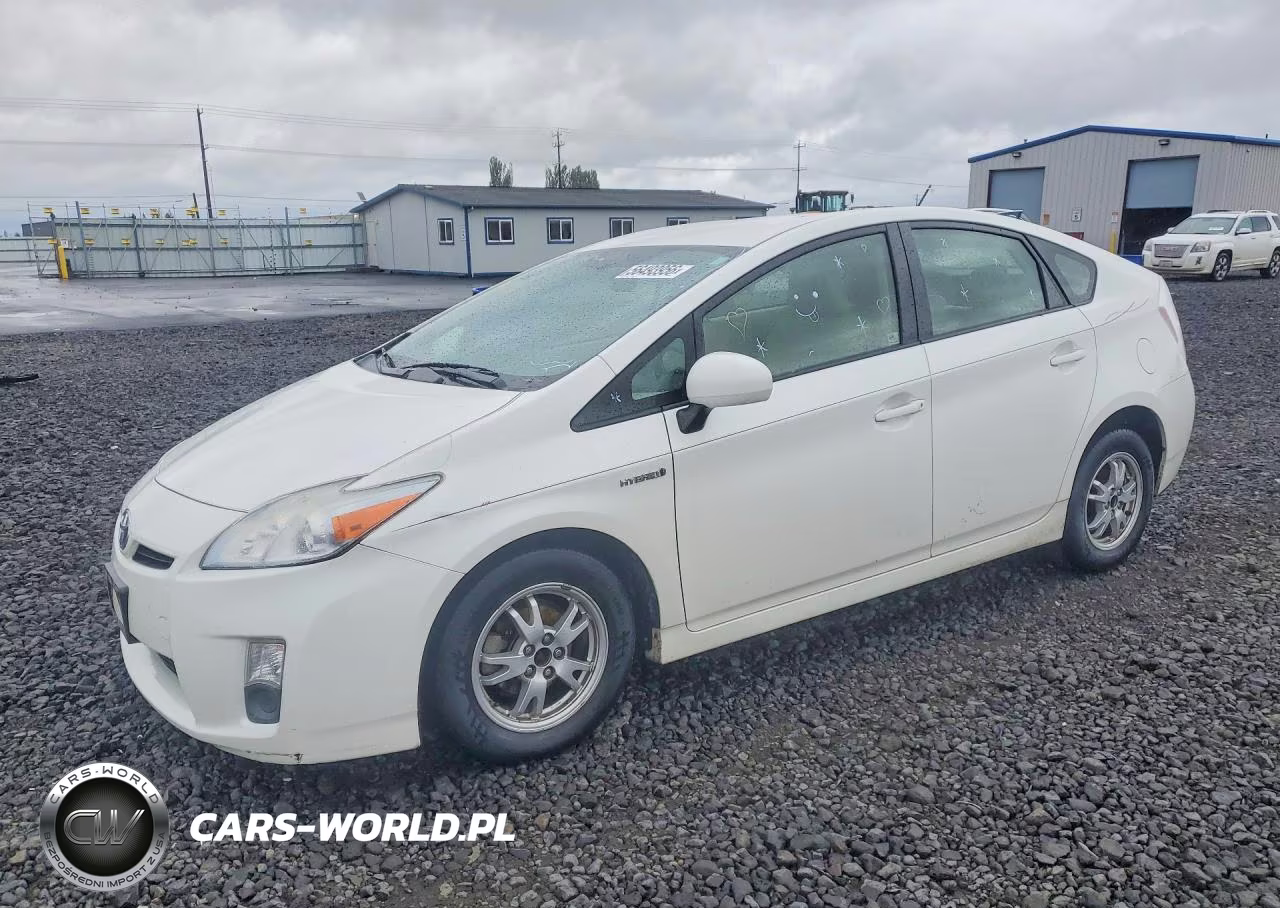 2011 Toyota Prius Two – zdjęcie 1 z 12