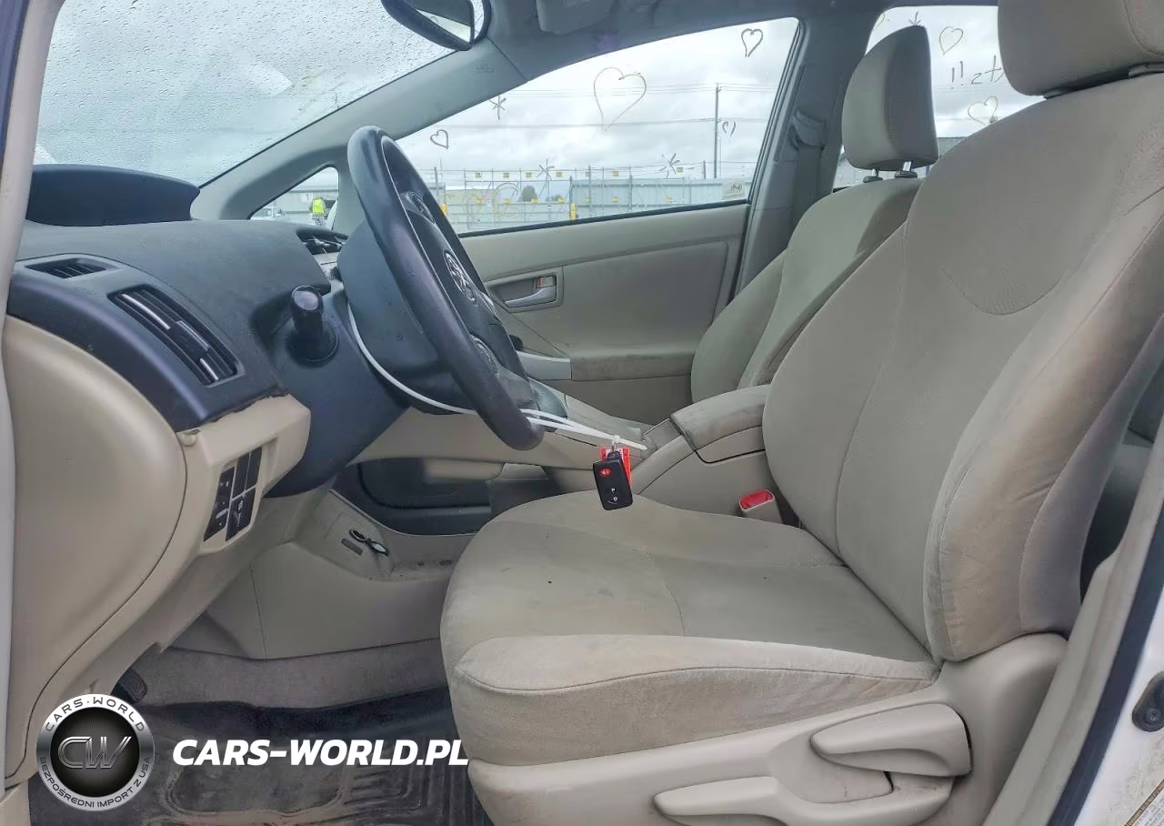 2011 Toyota Prius Two VIN:JTDKN3DU5B5369256 - 7