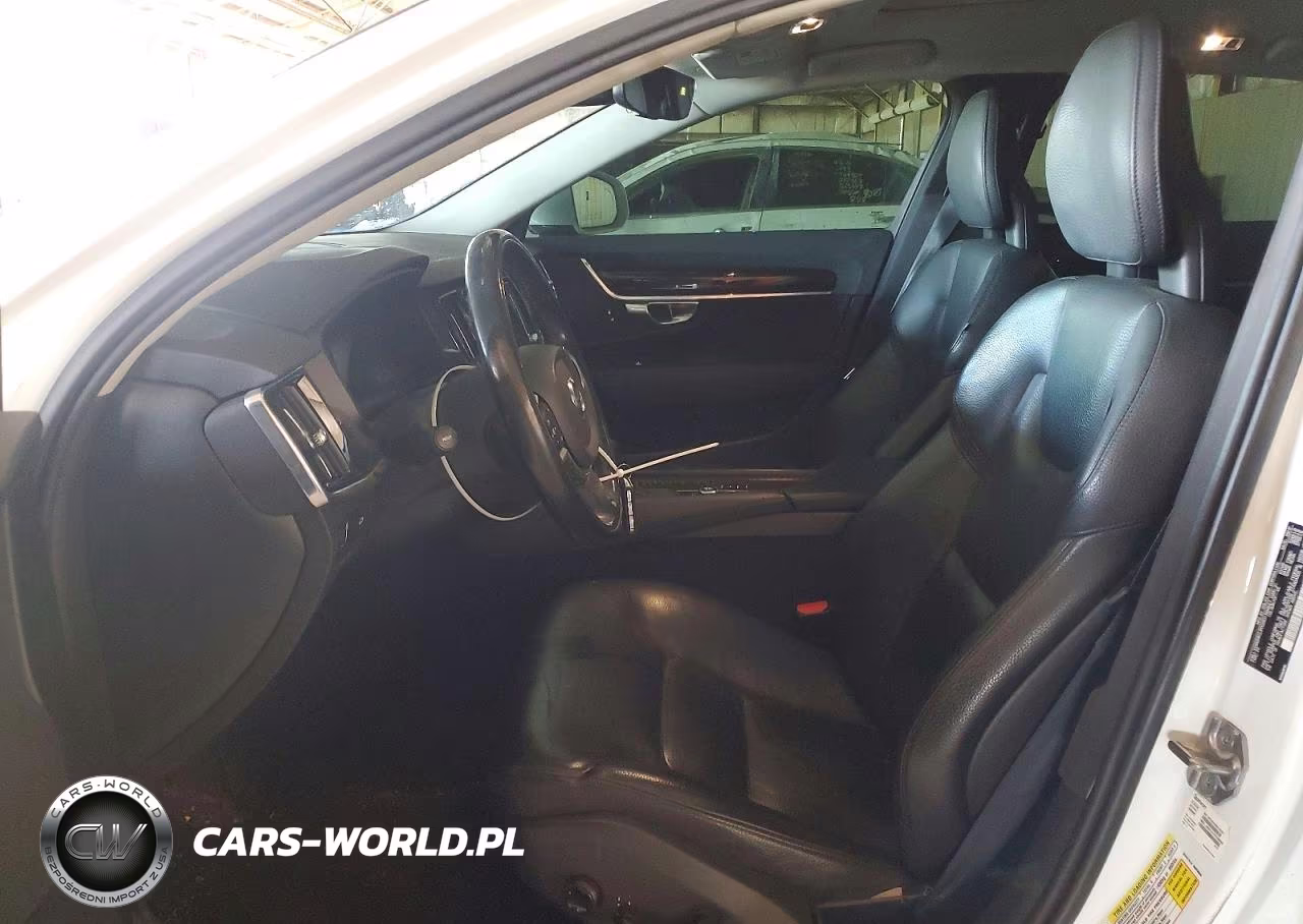 2018 Volvo S90 T5 Momentum VIN:LVY982MK2JP032831 - 7
