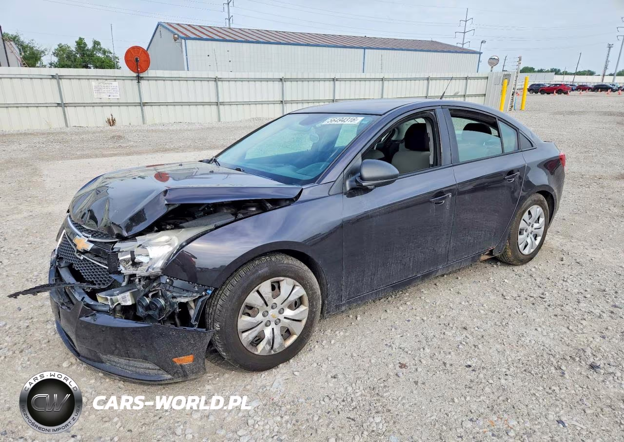 2014 Chevrolet Cruze Ls Auto – zdjęcie 1 z 12