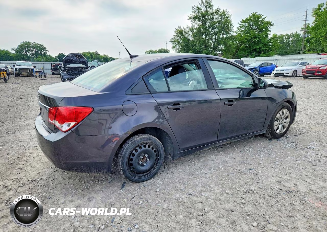 2014 Chevrolet Cruze Ls Auto VIN:1G1PA5SG7E7432529 - 3
