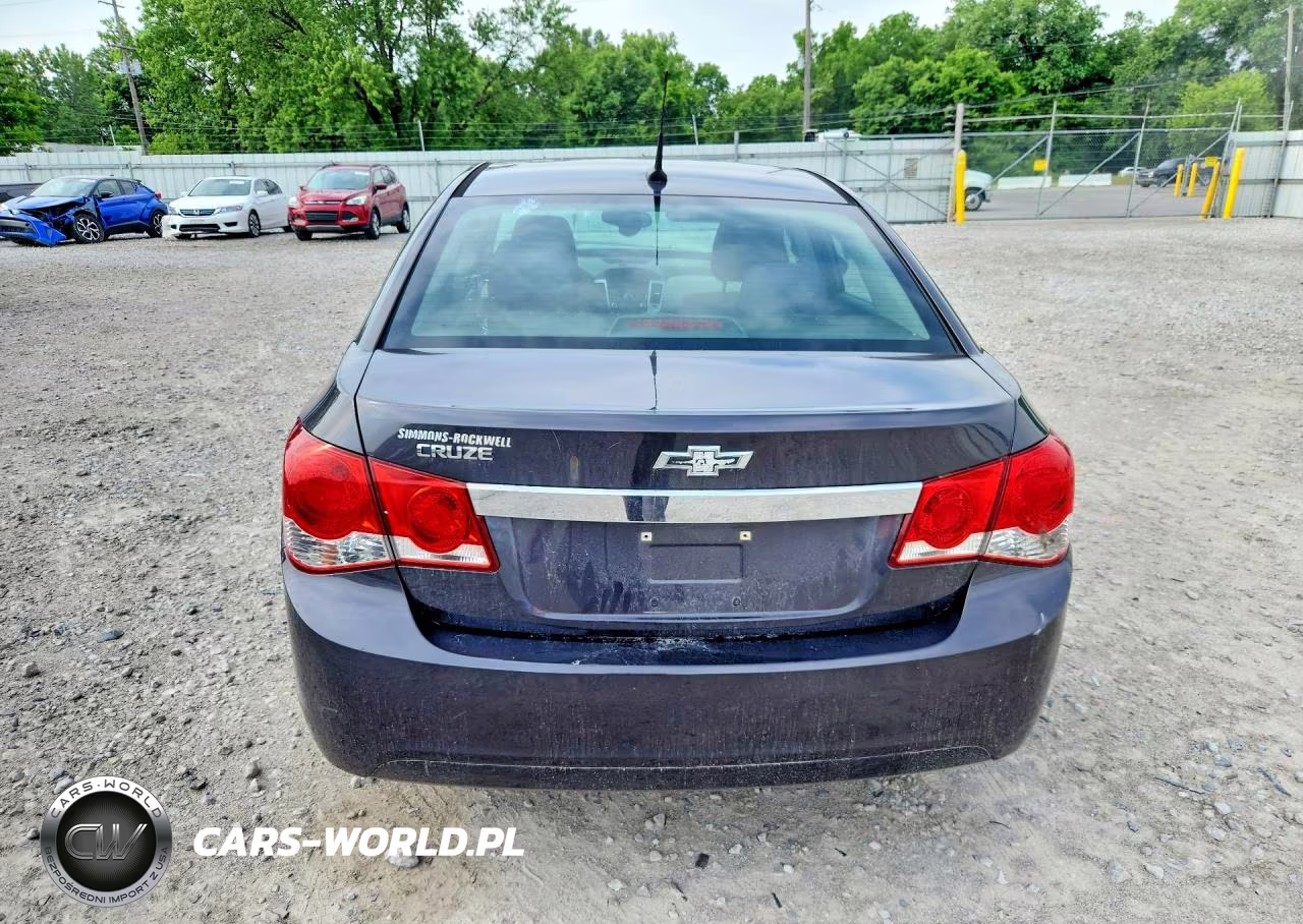 2014 Chevrolet Cruze Ls Auto VIN:1G1PA5SG7E7432529 - 6