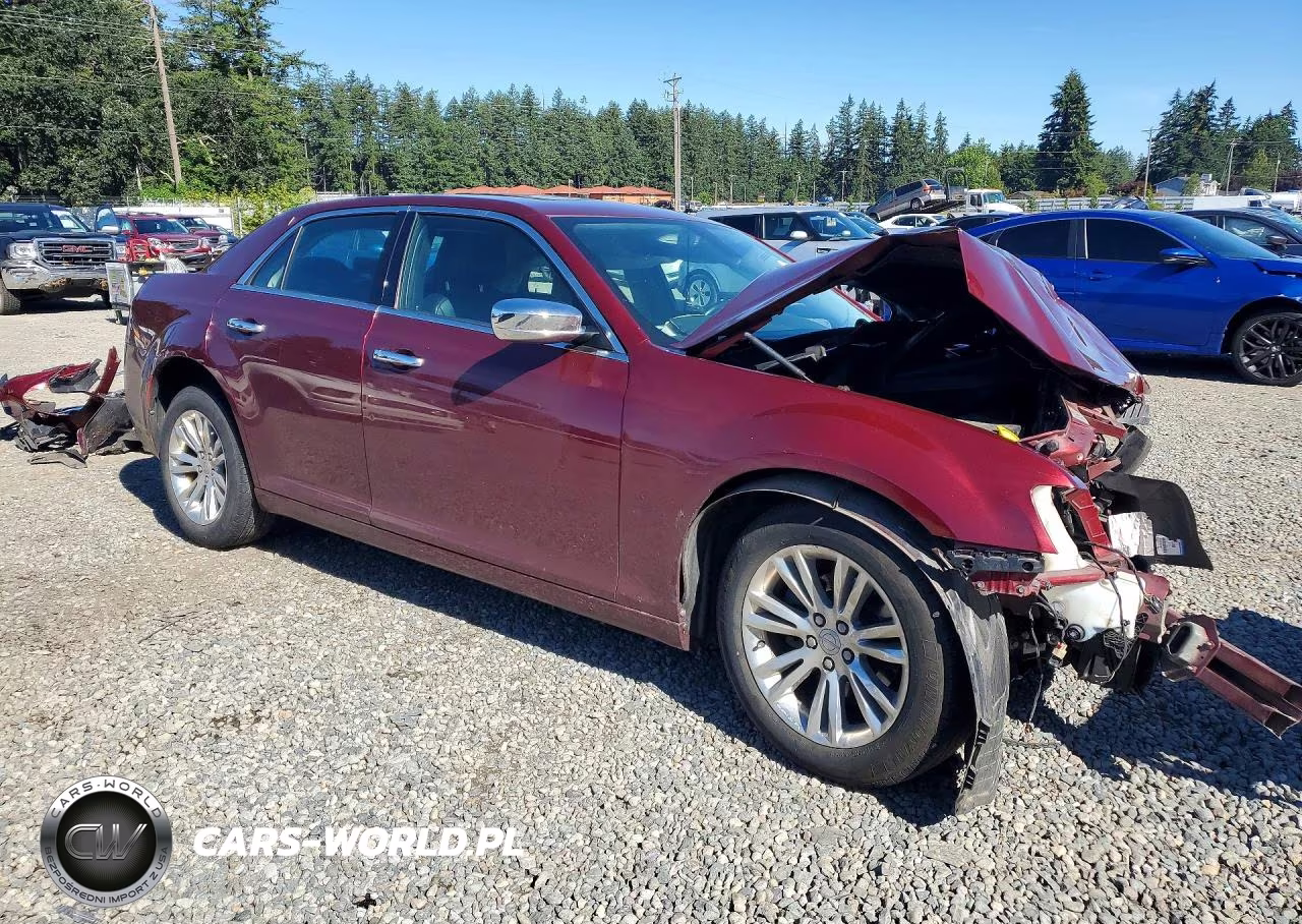 2016 Chrysler 300C VIN:2C3CCAEG8GH212204 - 4